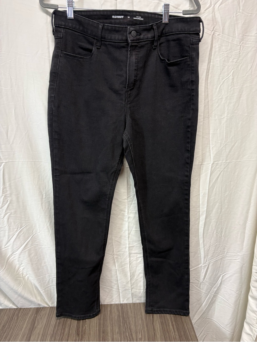 Old Navy High Rise Wow Straight Black Jeans Size 14